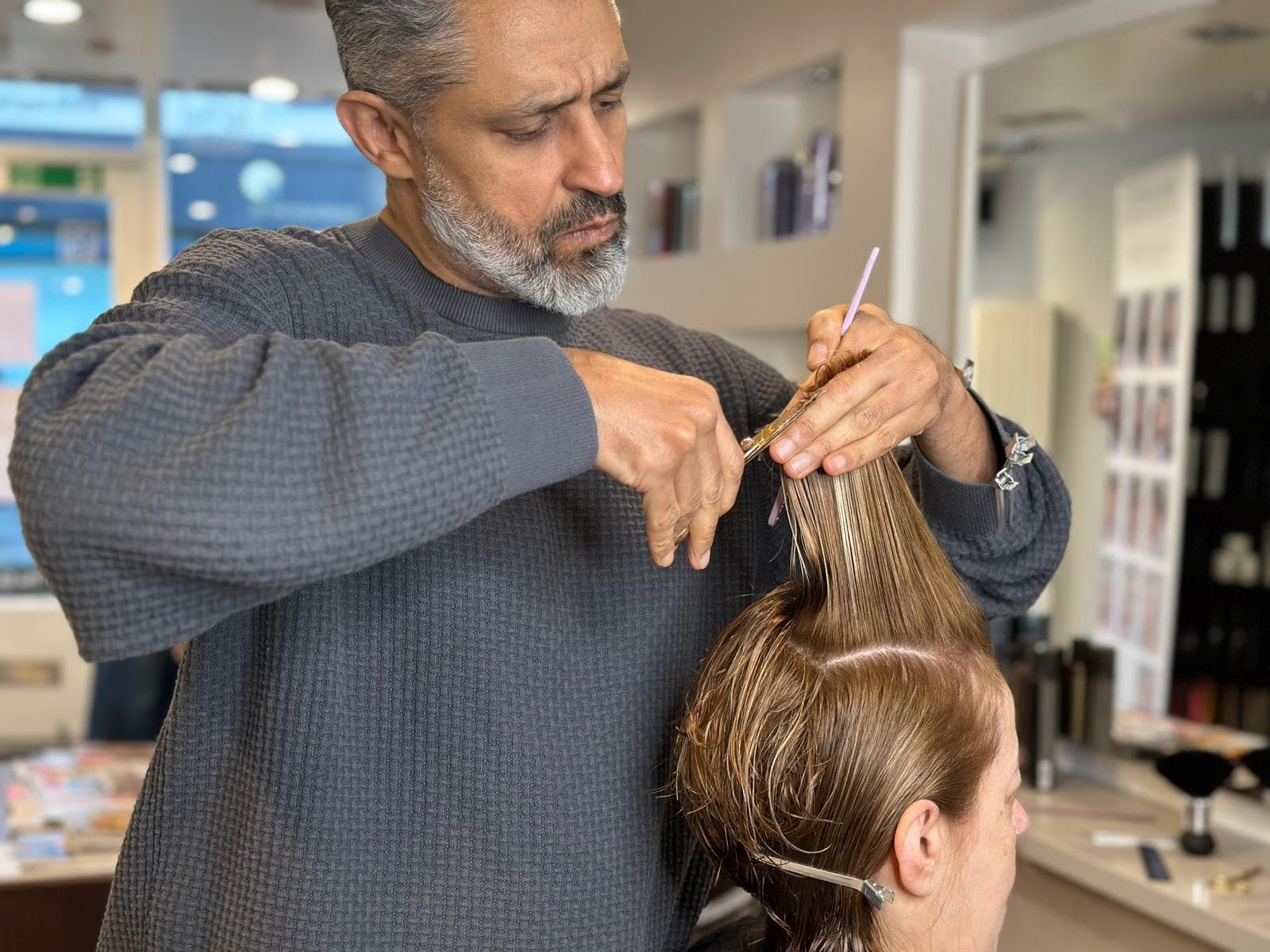 Ladies precision haircut